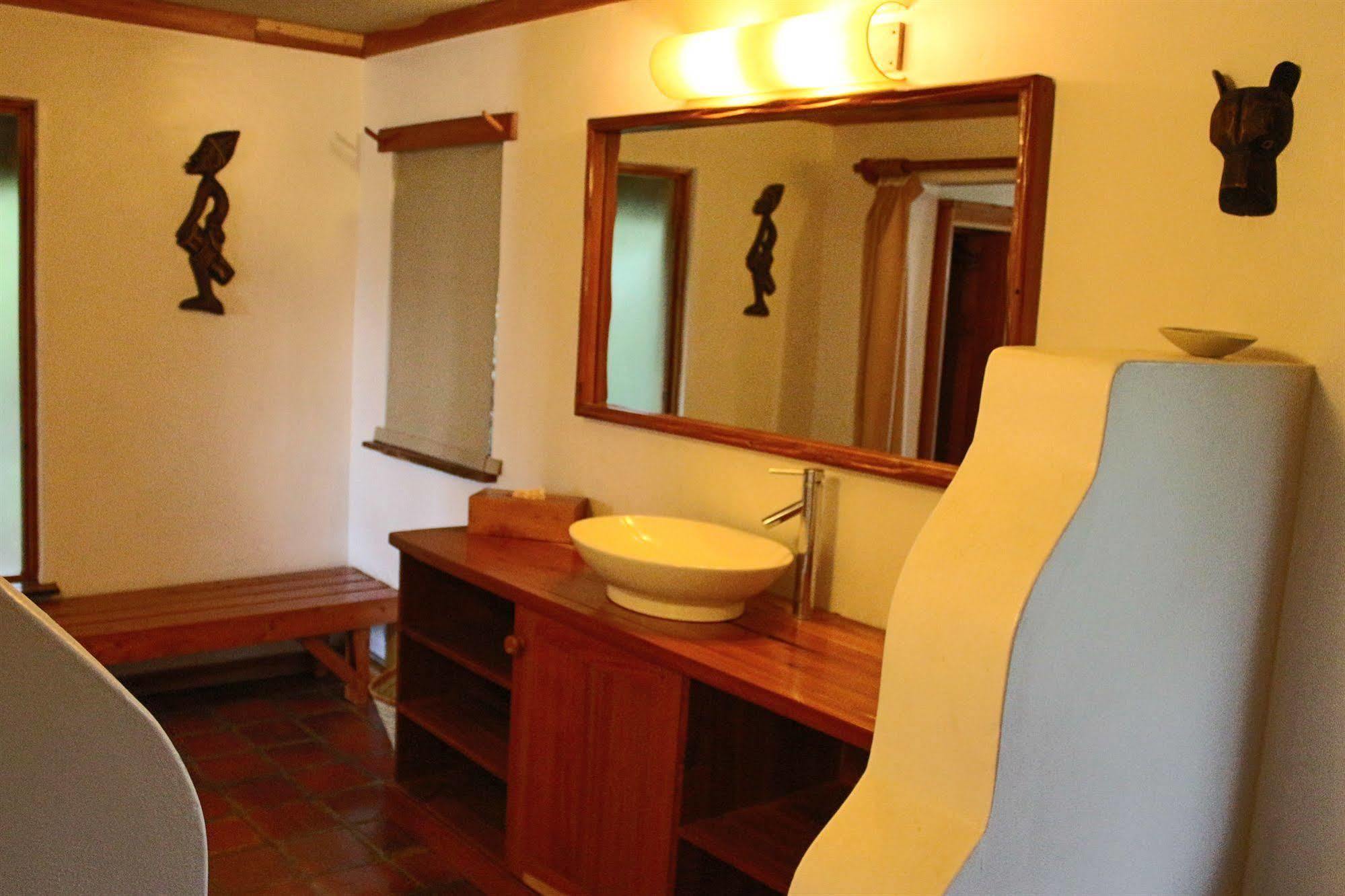 Ziwa Bush Lodge Nakuru Esterno foto